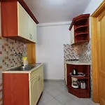 Magyar Apartmanhaz Iv. 아파트 잘라카로쉬