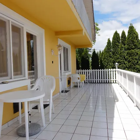 Magyar Apartmanhaz Iv. * 佐洛卡罗斯