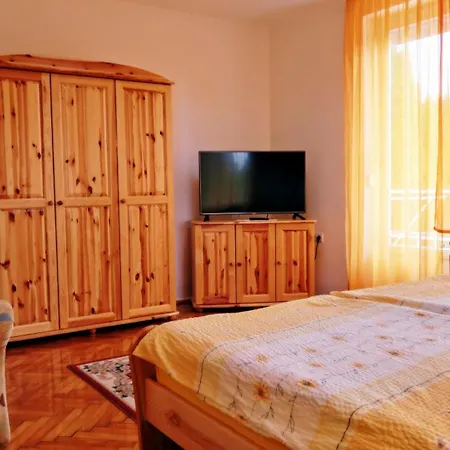 Magyar Apartmanhaz Iv. 公寓