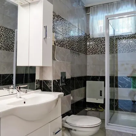 Appartement Magyar Apartmanhaz Iv.